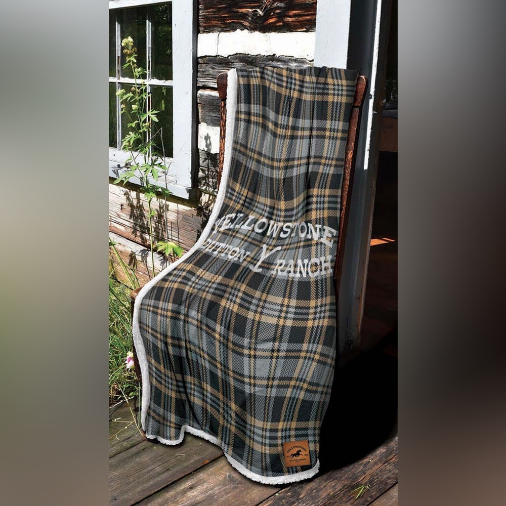 NWT Yellowstone Tv Series Rancher Plaid Sherpa Blanket Sz 60”- 70”